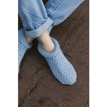 Soothing Stitches: Knits for a Quiet Mind - Pauliina Kuunsola